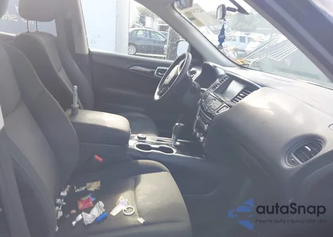 2017 Nissan Pathfinder S z USA, uszkodzony, nr VIN 5N1DR2MM7HC639367